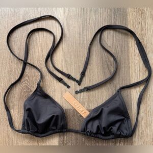 SKIMS Signature Swim Triangle Top Onyx Black Sz Small 8466W NWT